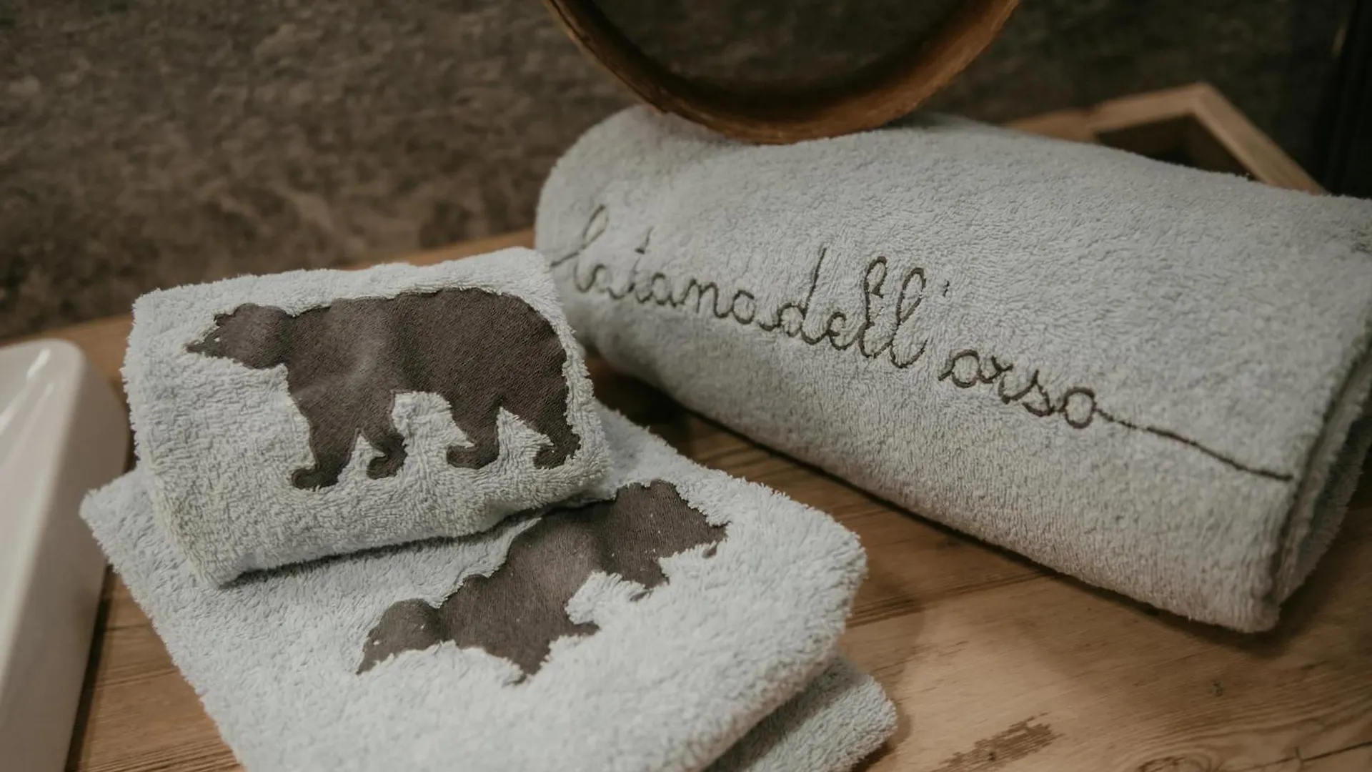 La Tana Dell'Orso Bormio - Nature And Welness ヴァルディデントロ アパート