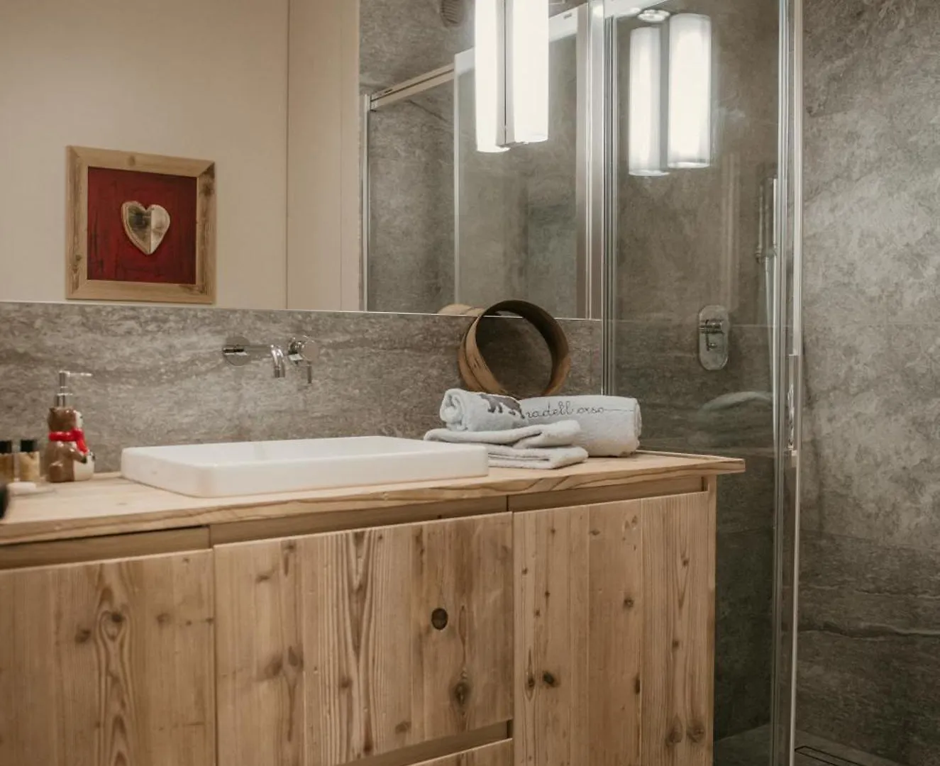 La Tana Dell'Orso Bormio - Nature And Welness ヴァルディデントロ アパート